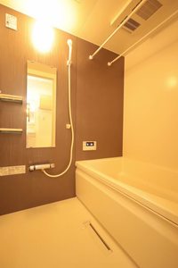 お問合せ番号：2006424-8