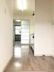 ラ・カーザ　Ｂ棟 B0102号-2