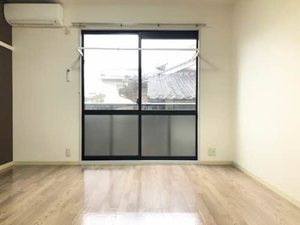 ラ・カーザ　Ｂ棟 B0102号-3