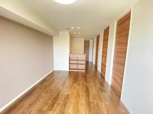 ルミエール津森 202号-2