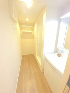 ザイテグラウベン 303号-7