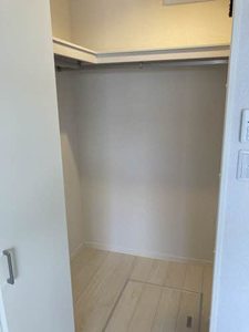 ファミーユ翠 A0102号-5