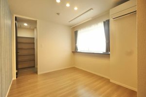 シャーメゾン小坂 A0101号-5