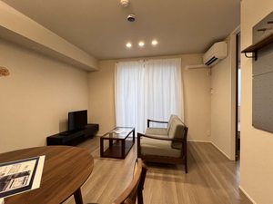 ヴォワレ　エ　フルール新北町 302号-2