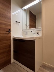 ヴォワレ　エ　フルール新北町 302号-6