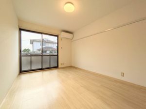 ランドロード・オチ　千日 A0102号-4