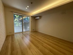 グリナージュ　歴史の散歩道 A0102号-4