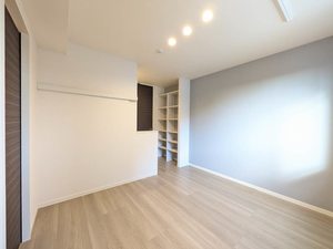 シャーメゾン上中野 A0202号-4