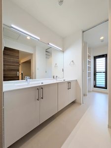 シャーメゾン上中野 A0305号-9