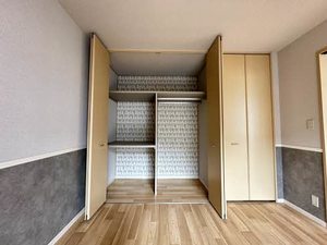 CHOW HOUSE A0102号-5