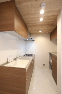 Crest Palace A0202号-4