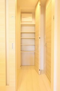 ファルコ鷹匠 305号-13