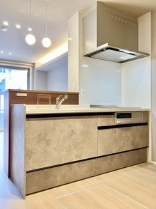 Ｓｐｒｅｚｉｏ A0105号-7