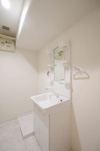 Ｇｏｌｄ　Ｃｏｕｒｔ　宝町 A0301号-5