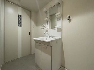 Gold Court 宝町 A0402号-8