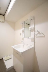 Ｇｏｌｄ　Ｃｏｕｒｔ　宝町 A0601号-5