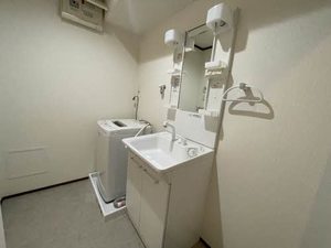 Gold Court 宝町 A1001号-6