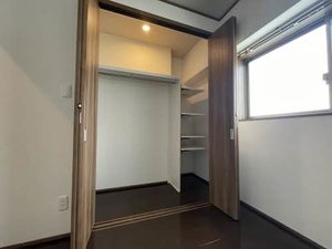 Gold Court 宝町 A1001号-9