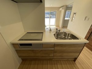 シャーメゾンはしま A0302号-3