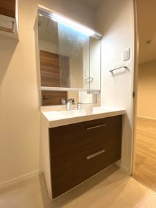 Ｍａｉｓｏｎ　ｄｅ　Ｃｏｌｌｉｎｅ A0202号-6