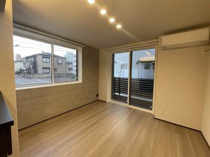 Ｃｏｍｏｄｏ．ＴＴ 103号-3