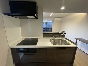 Ｃｏｍｏｄｏ．ＴＴ 103号-4