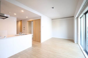 シャーメゾンステージ中央通り 00706号-2