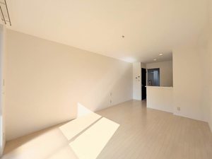 ラ・ヴィータ国富　弐番館 A0101号-2