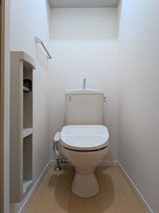 ラ・ヴィータ国富 弐番館 A0201号-8