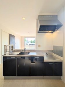 ラ・ヴィータ国富 参番館 B0102号-6