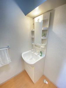 バリュージュ泉保 103号-9