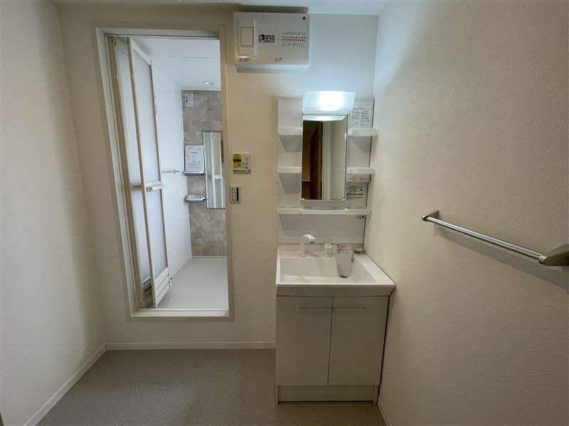 ＫＡＢＩＥＮ　Ａ棟 A0102号-5