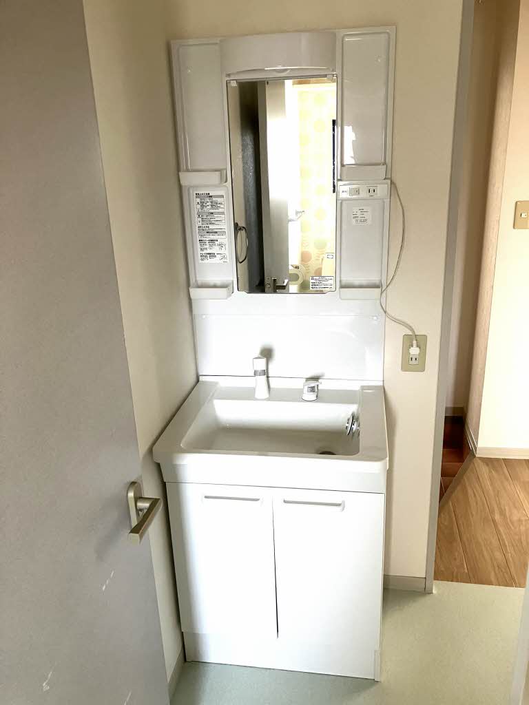 ディアスＥＡＳＴ　Ｂ棟 B0101号-5