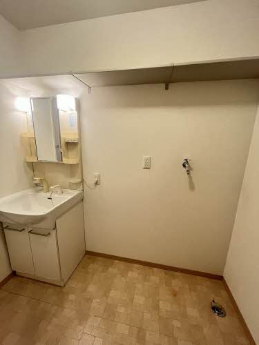 モダンヴィレッジ D棟 D0202号-3