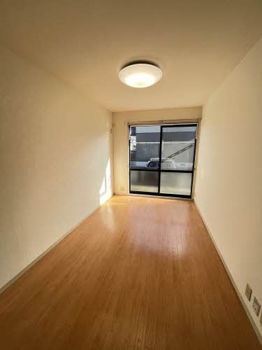 ディアス余戸 B棟 B0103号-8