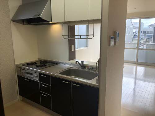 エタンリジェール A棟 A0203号-2