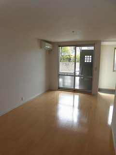 ピースフル岩崎 A0001号-5