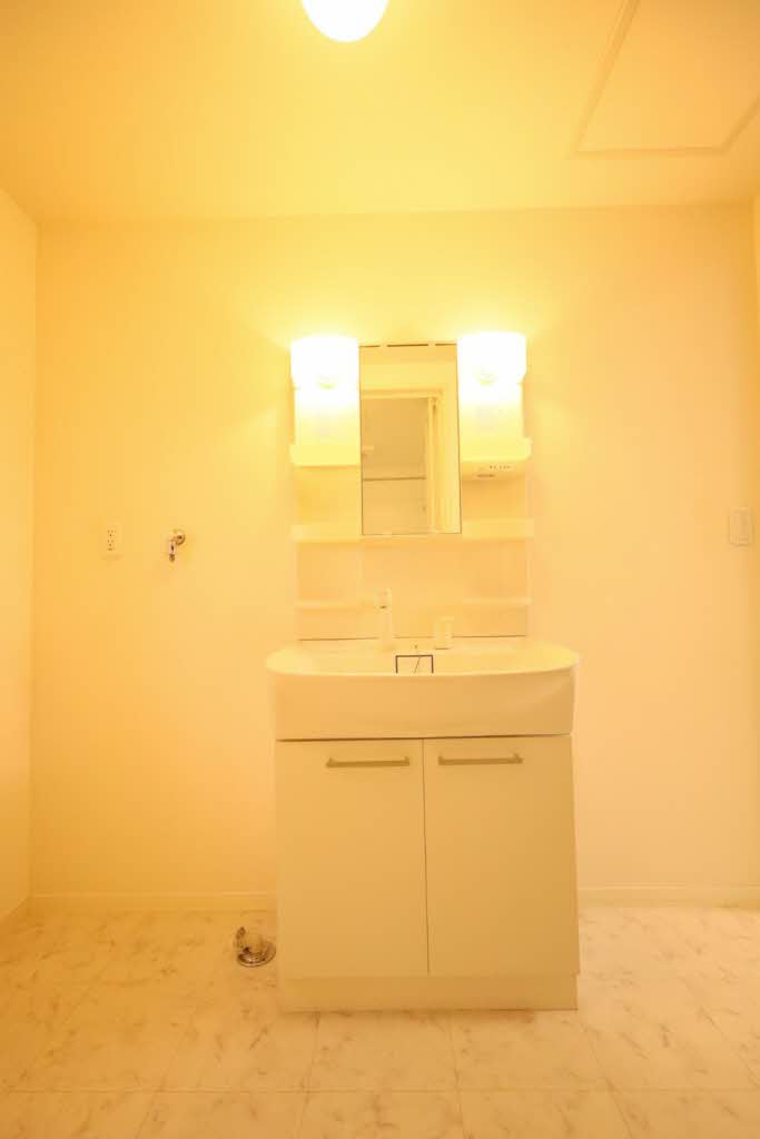 ノイレーベン　Ａ棟 A0102号-7