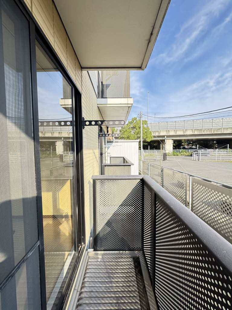 シャーメゾンサンフラワー 101号-9