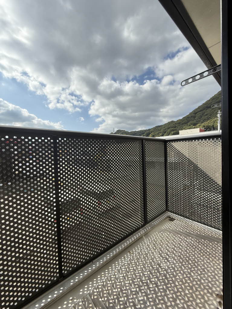 シャーメゾンサンフラワー 202号-12