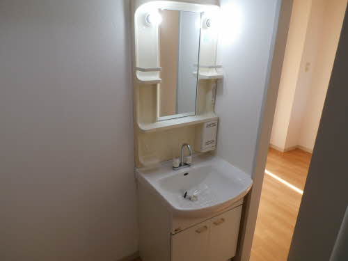 アバンティー A0103号-8