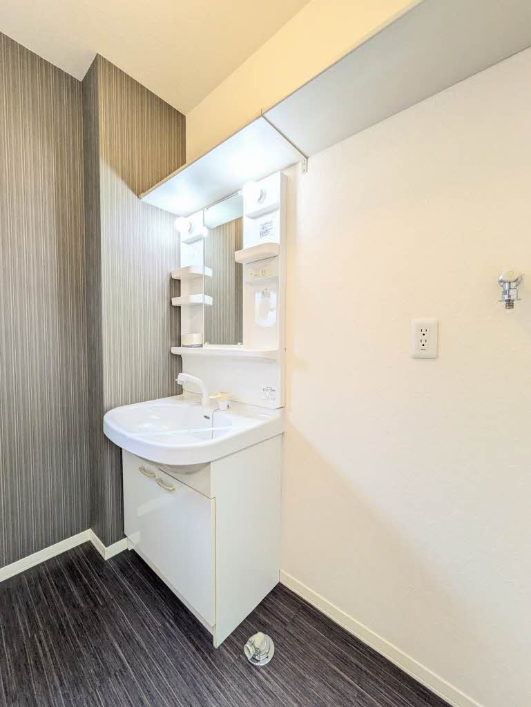 シャーメゾン際波 C棟 C0101号-5