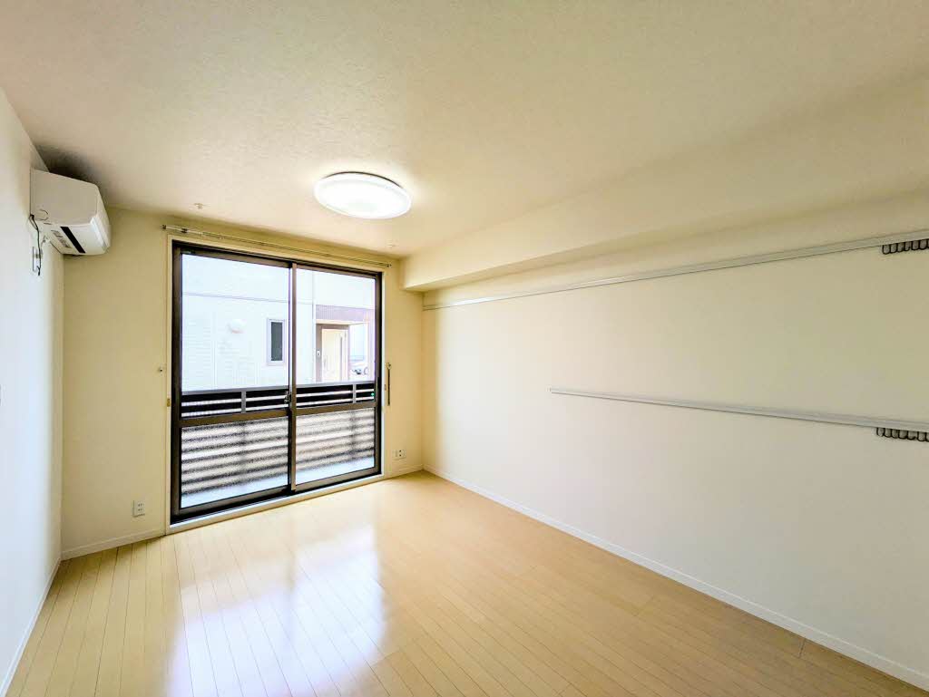 シャーメゾンELAN B棟 B0103号-3