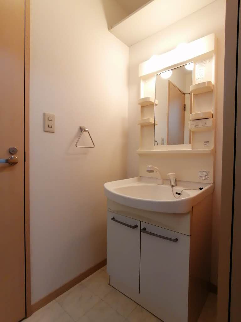 パレスHIROCO A棟 A202号-5