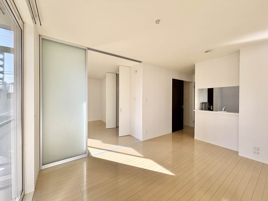 アッヴェニーレ A棟 A0102号-2