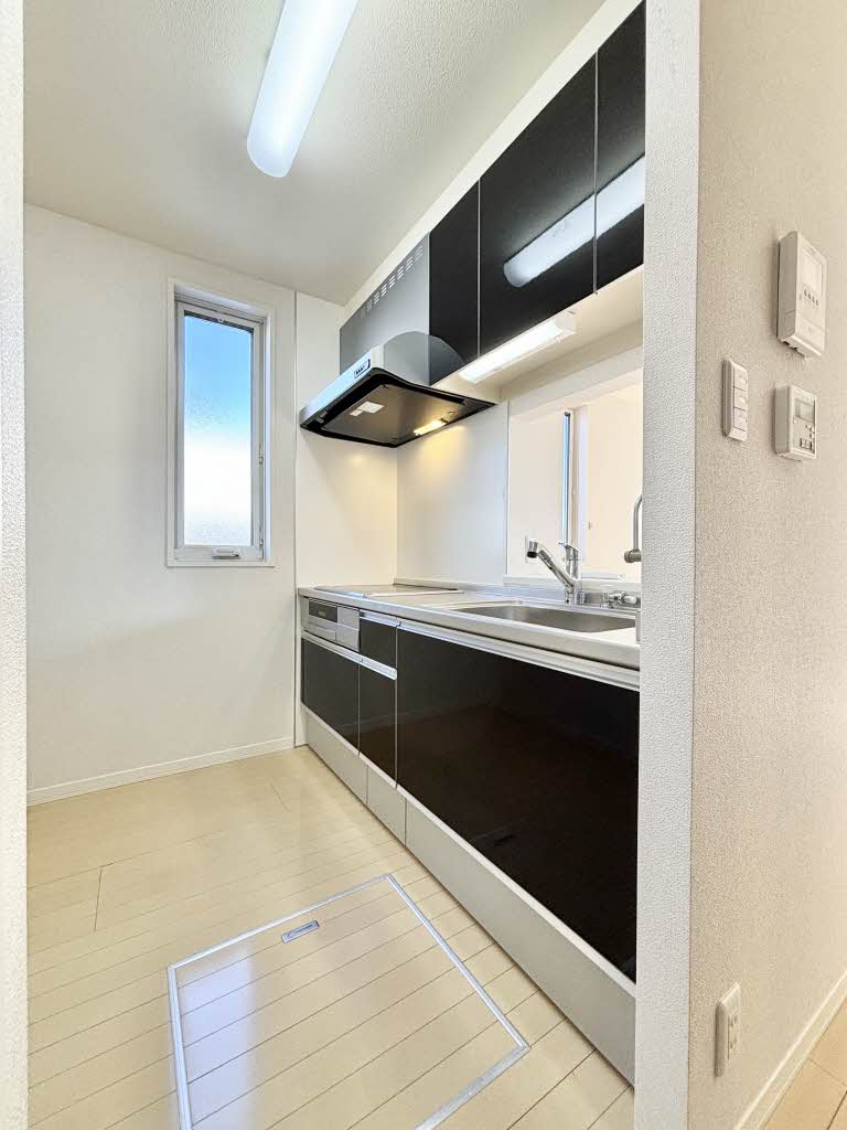 アッヴェニーレ A棟 A0102号-3