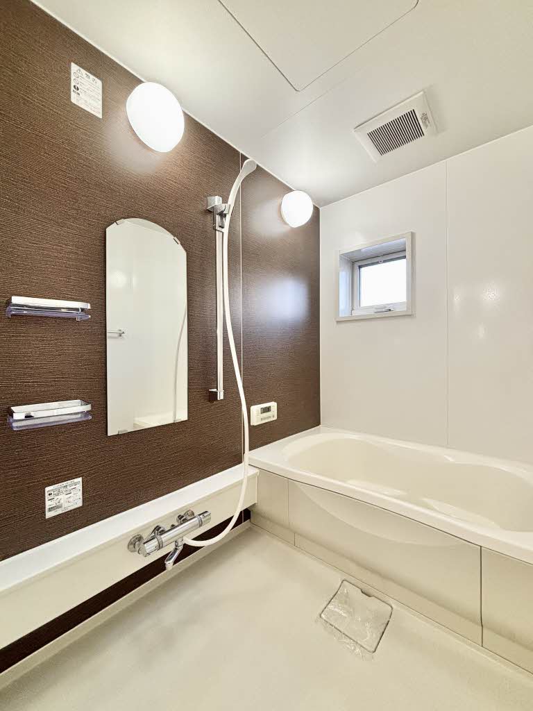 アッヴェニーレ A棟 A0102号-8