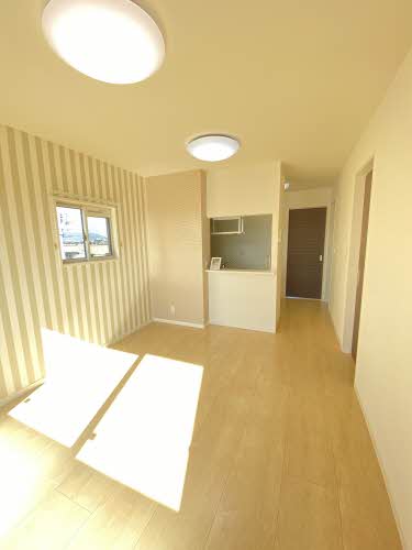 ハンプトンコート 303号-2