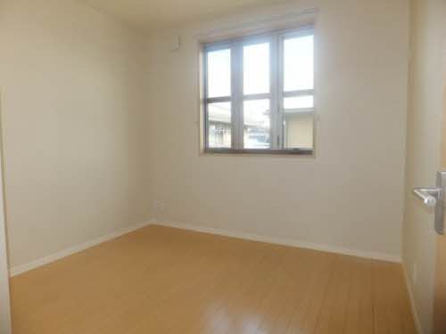 ロイヤルコート A0202号-4