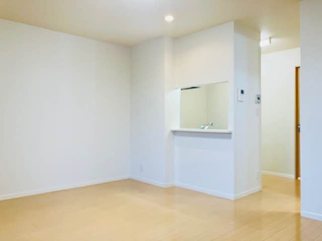 ロイヤルコート A0203号-2